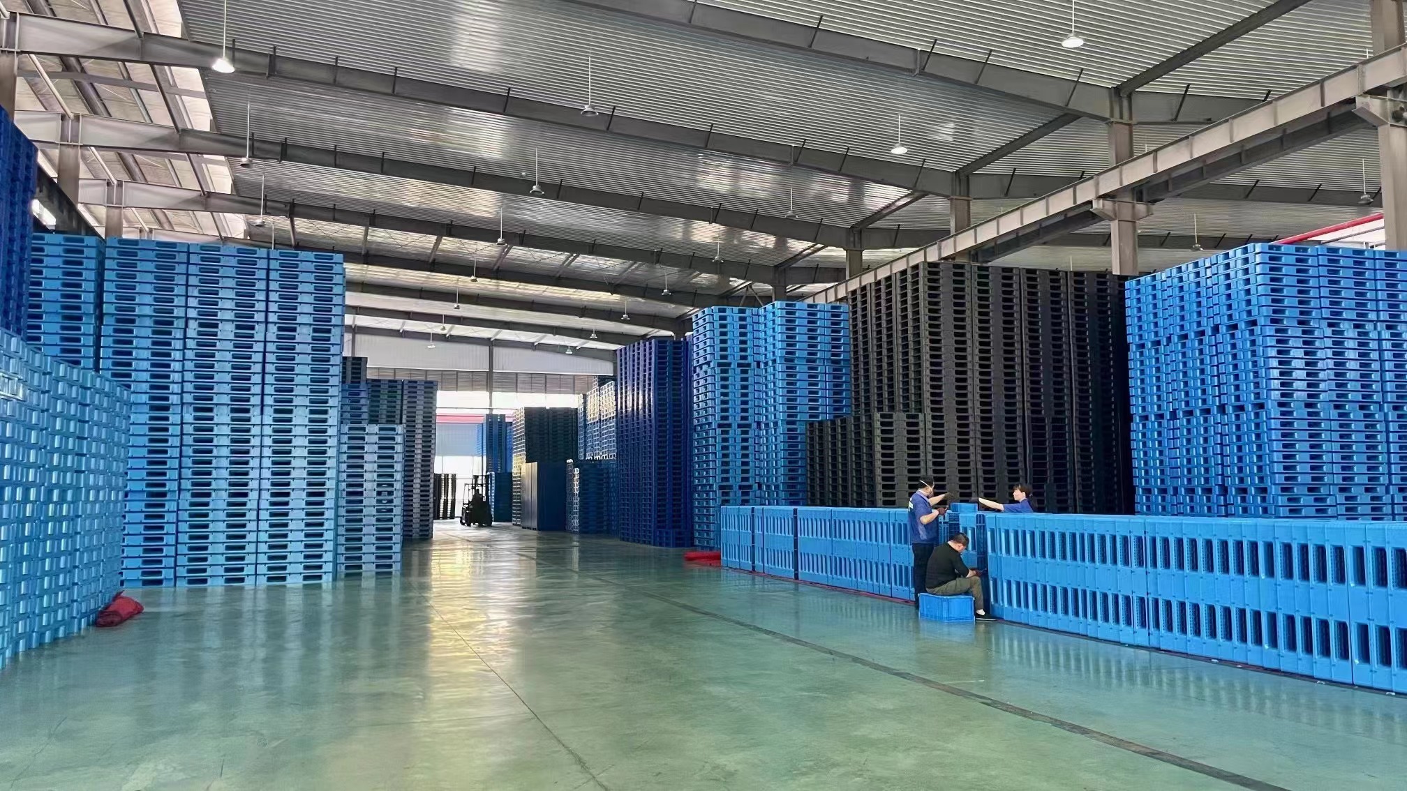 江苏世界杯八强竞猜(China)官方网站组织员工赴重庆力优分厂参观学习